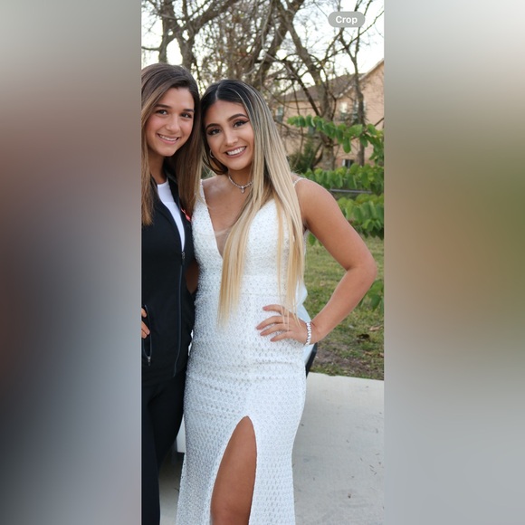 White Rhinestone Prom Dress - Size 4 🤍 - Picture 8 of 10